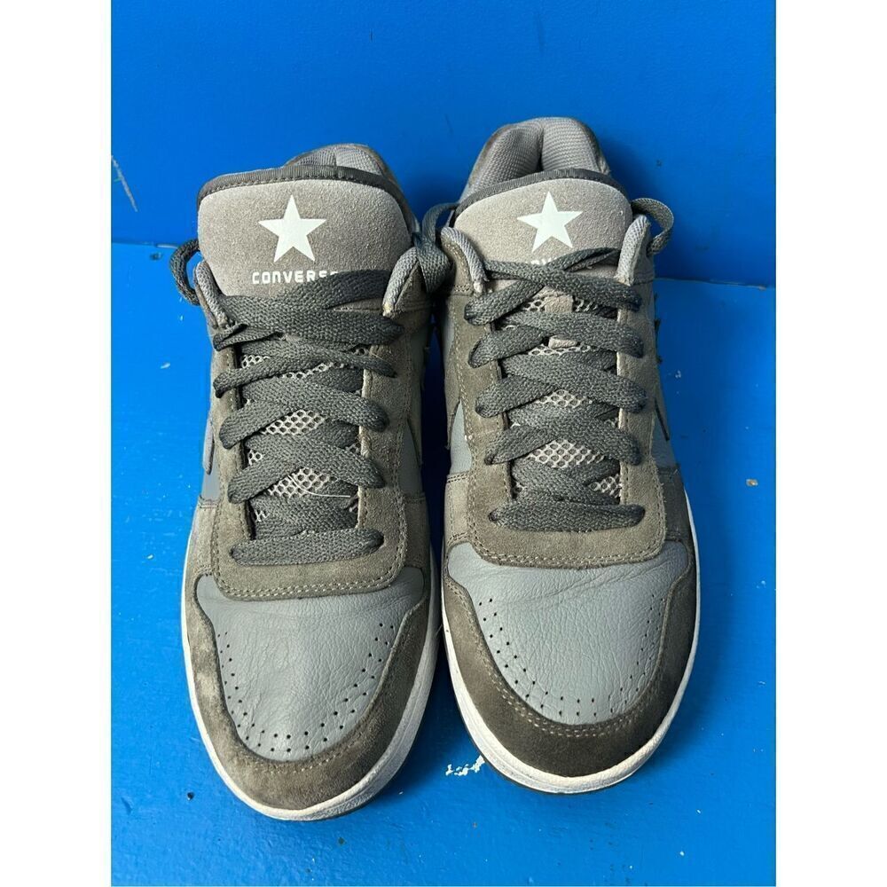 Men converse SKU # 1W288 size 11.5